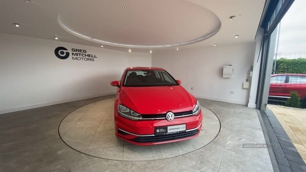 Volkswagen Golf Listing Image