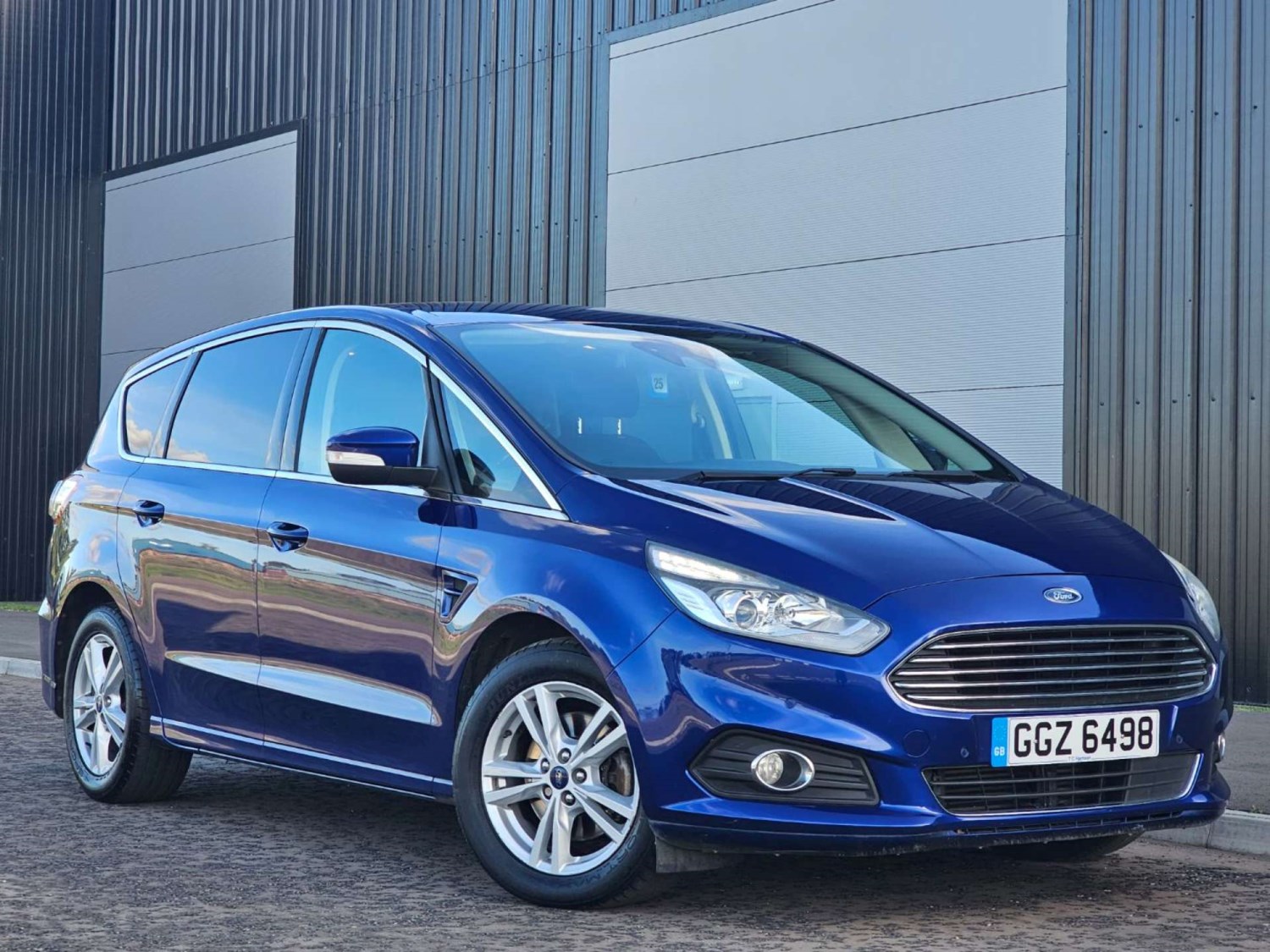 Ford S-Max Listing Image