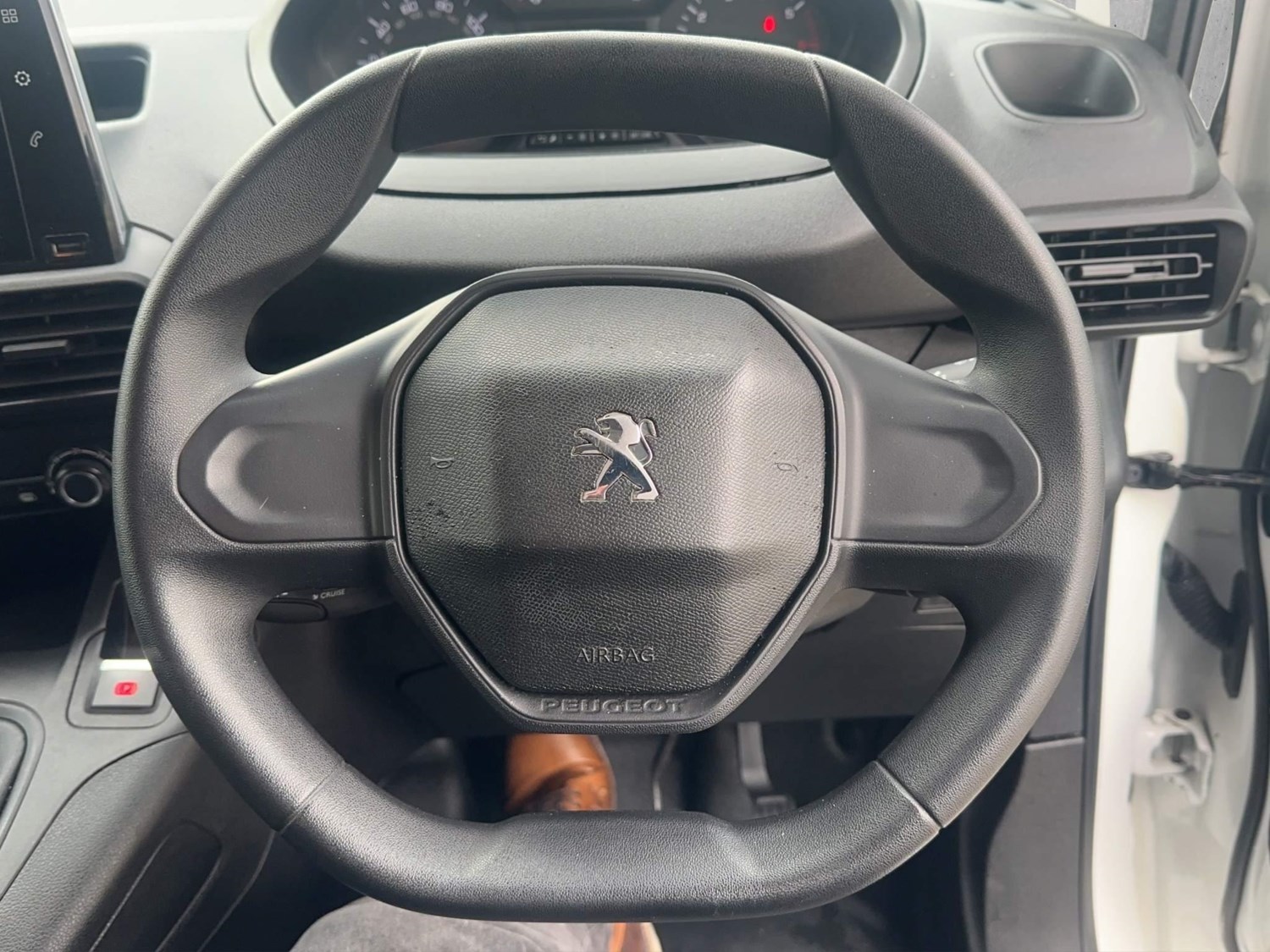 Peugeot Partner Listing Image