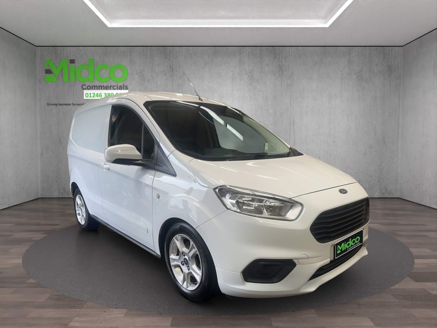 Ford Transit Courier Listing Image