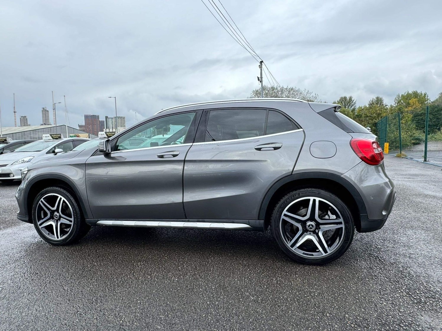 Mercedes-Benz GLA Listing Image