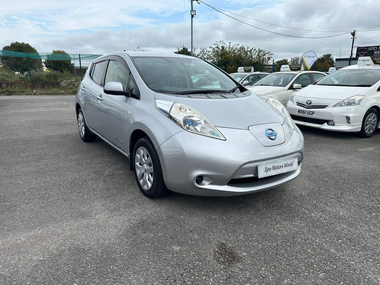 Nissan Leaf Listing Image