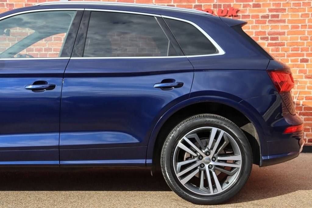 Audi Q5 Listing Image