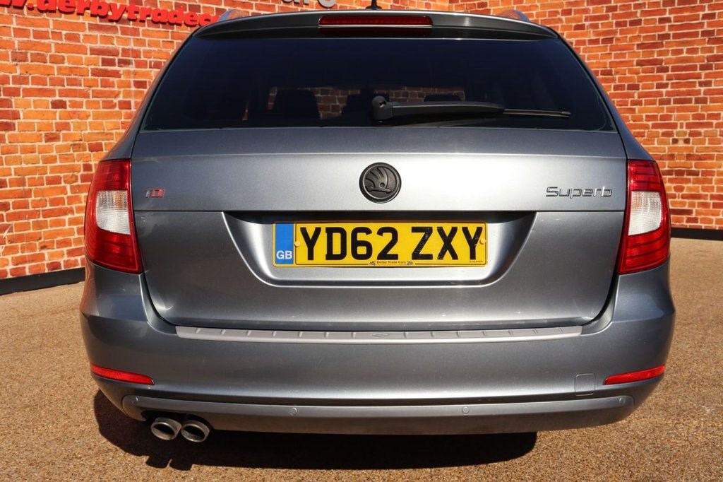 Skoda Superb Listing Image