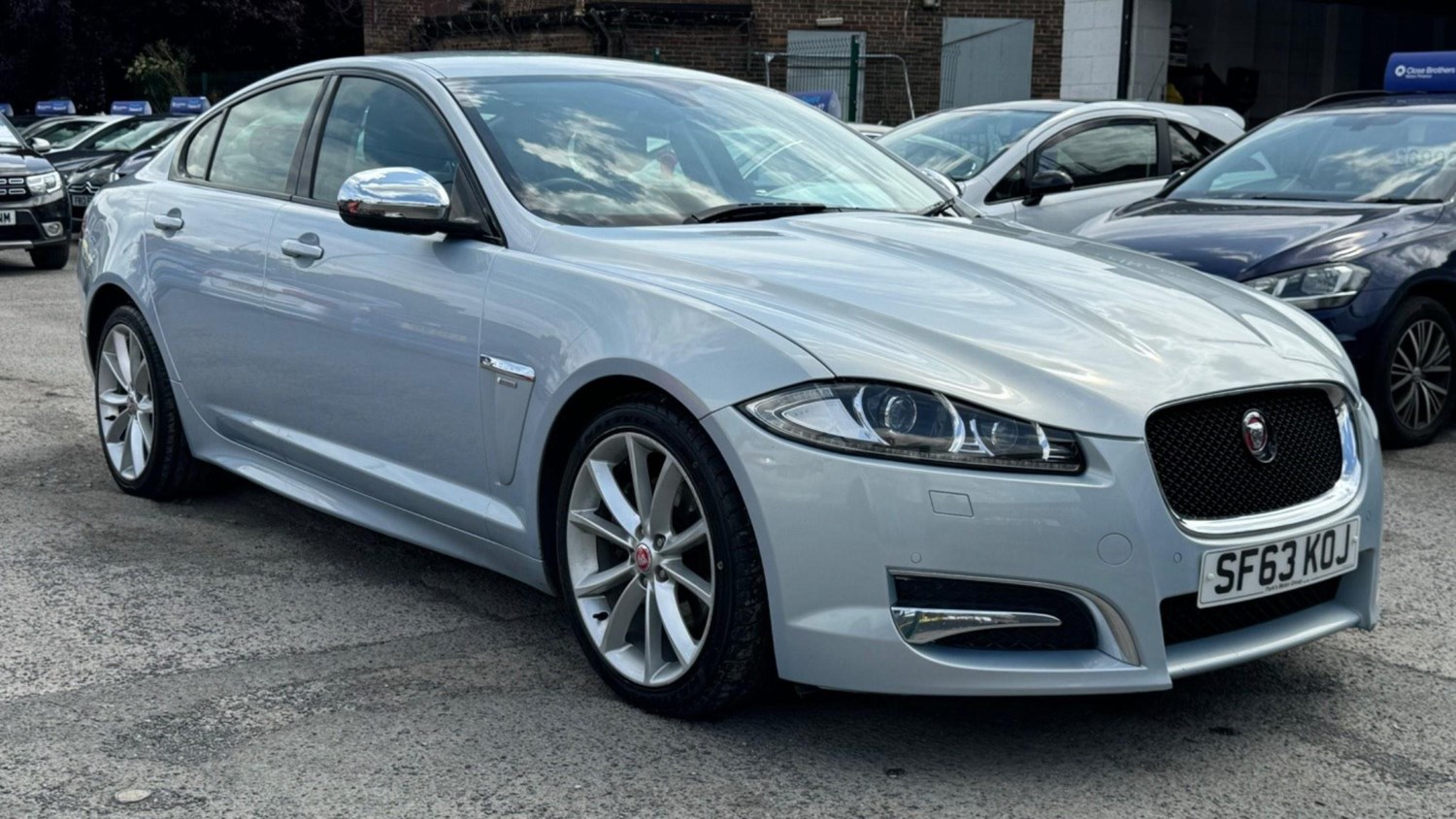 Jaguar XF Listing Image