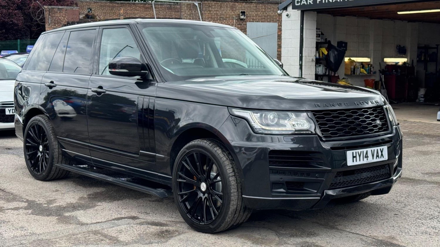 Land Rover Range Rover Listing Image