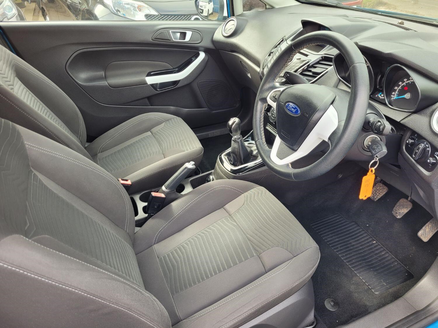 Ford Fiesta Listing Image