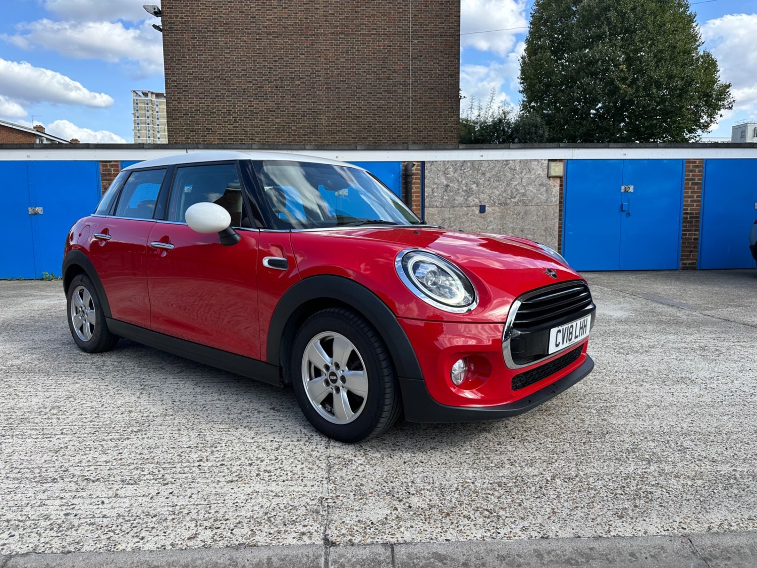 MINI Hatch Listing Image