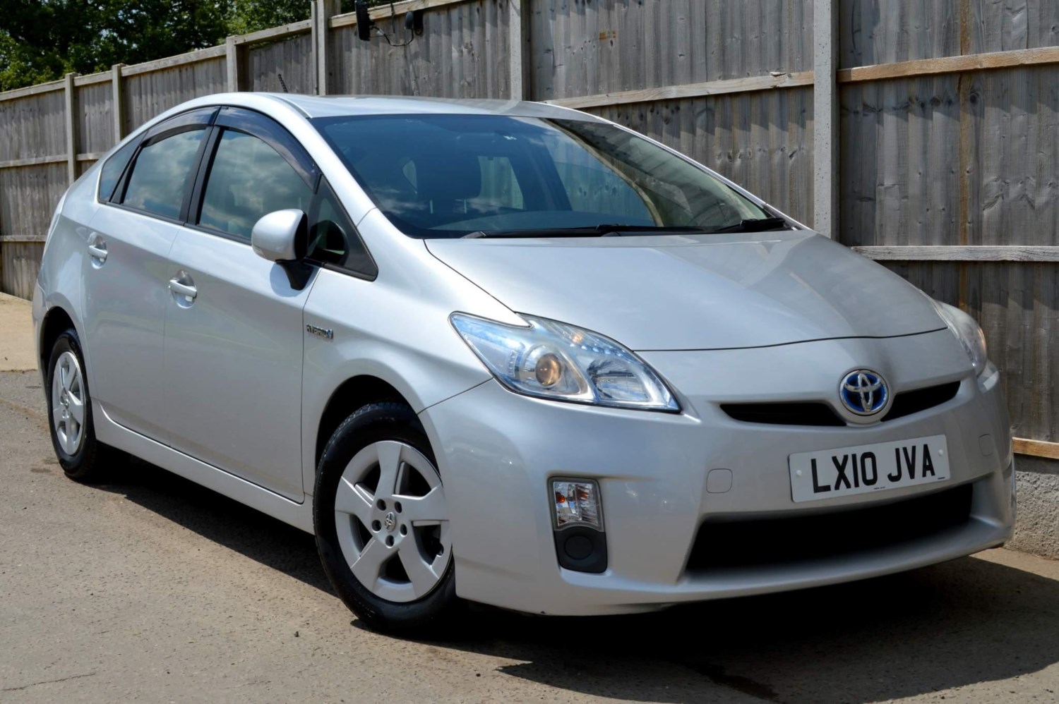 Toyota Prius Listing Image