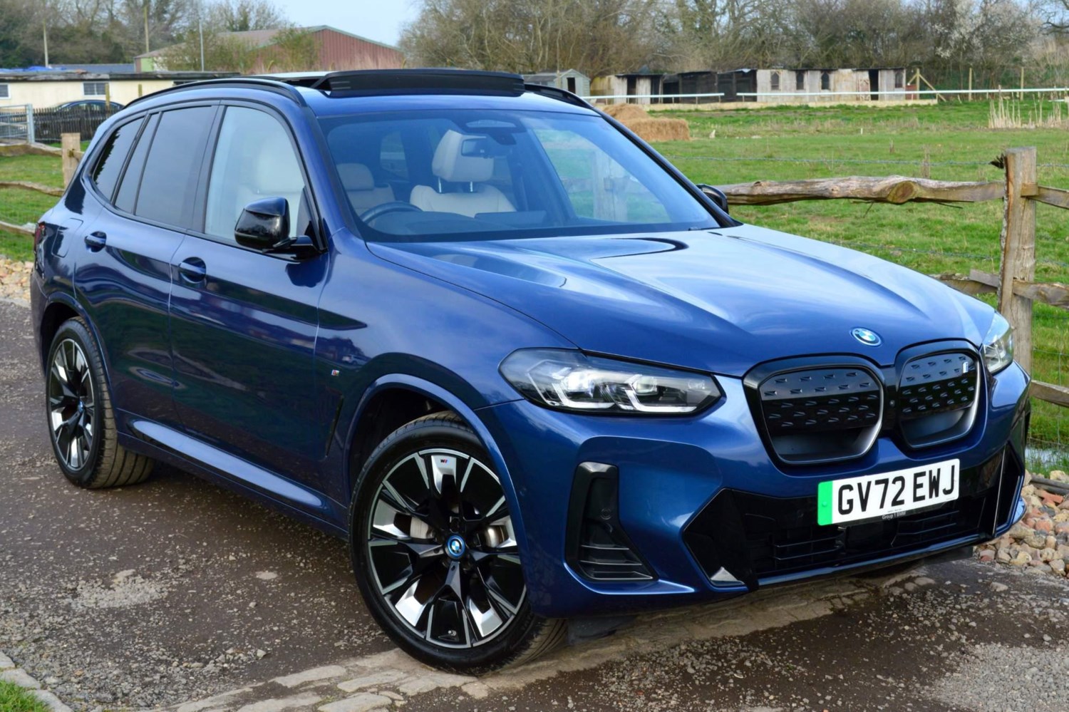 BMW iX3 Listing Image