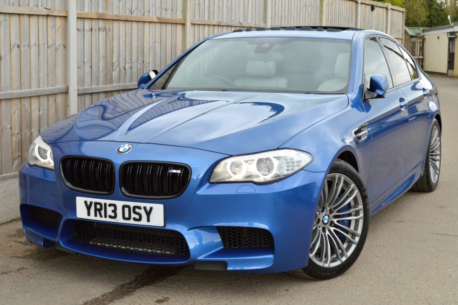 BMW M5 Listing Image