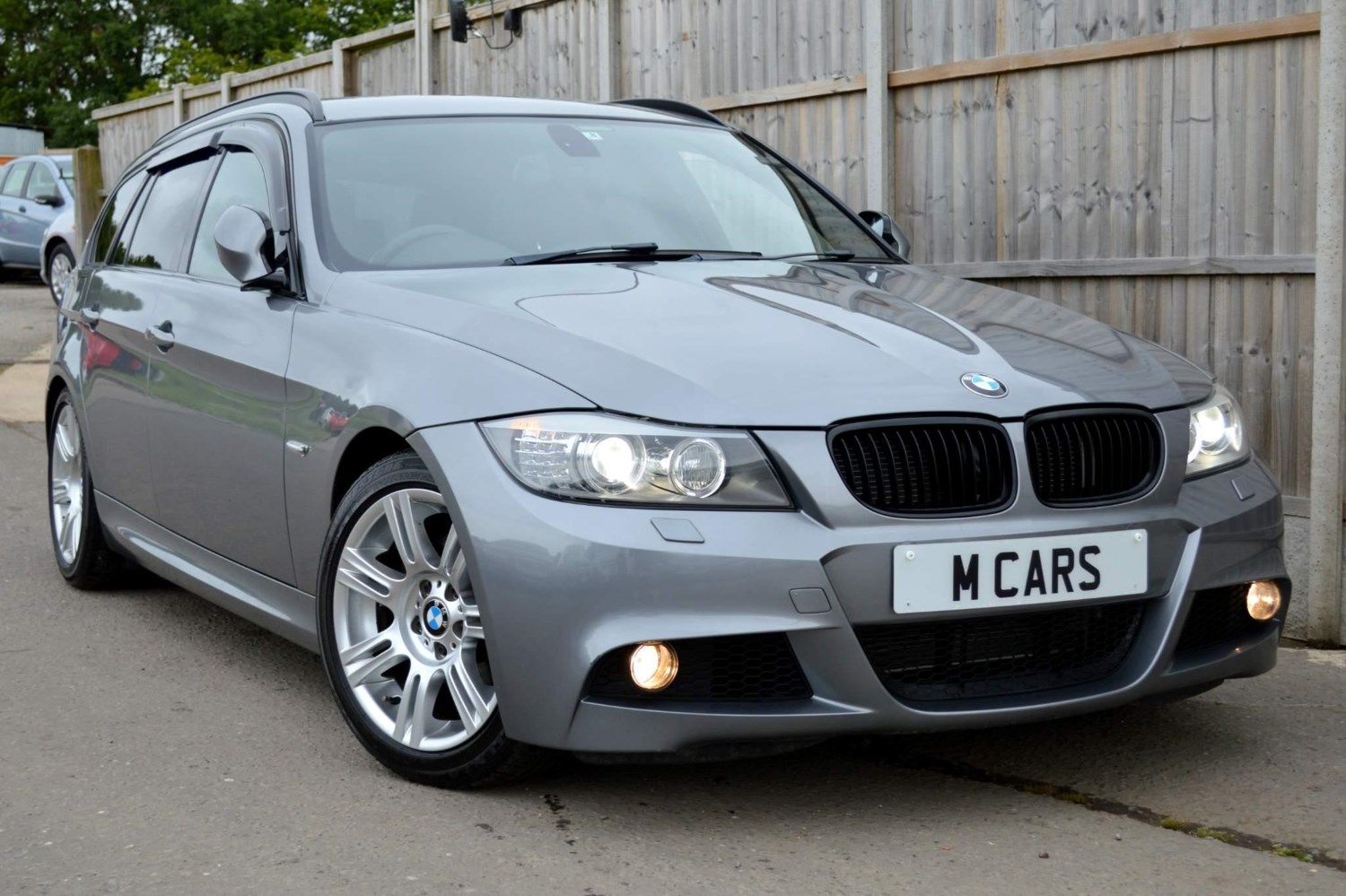 BMW 3 Series Listing Image