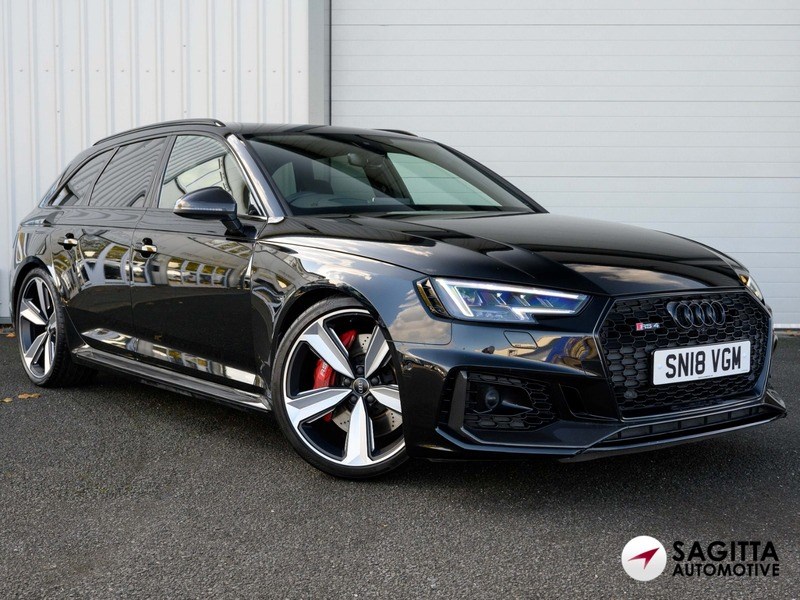 Audi RS4 Listing Image