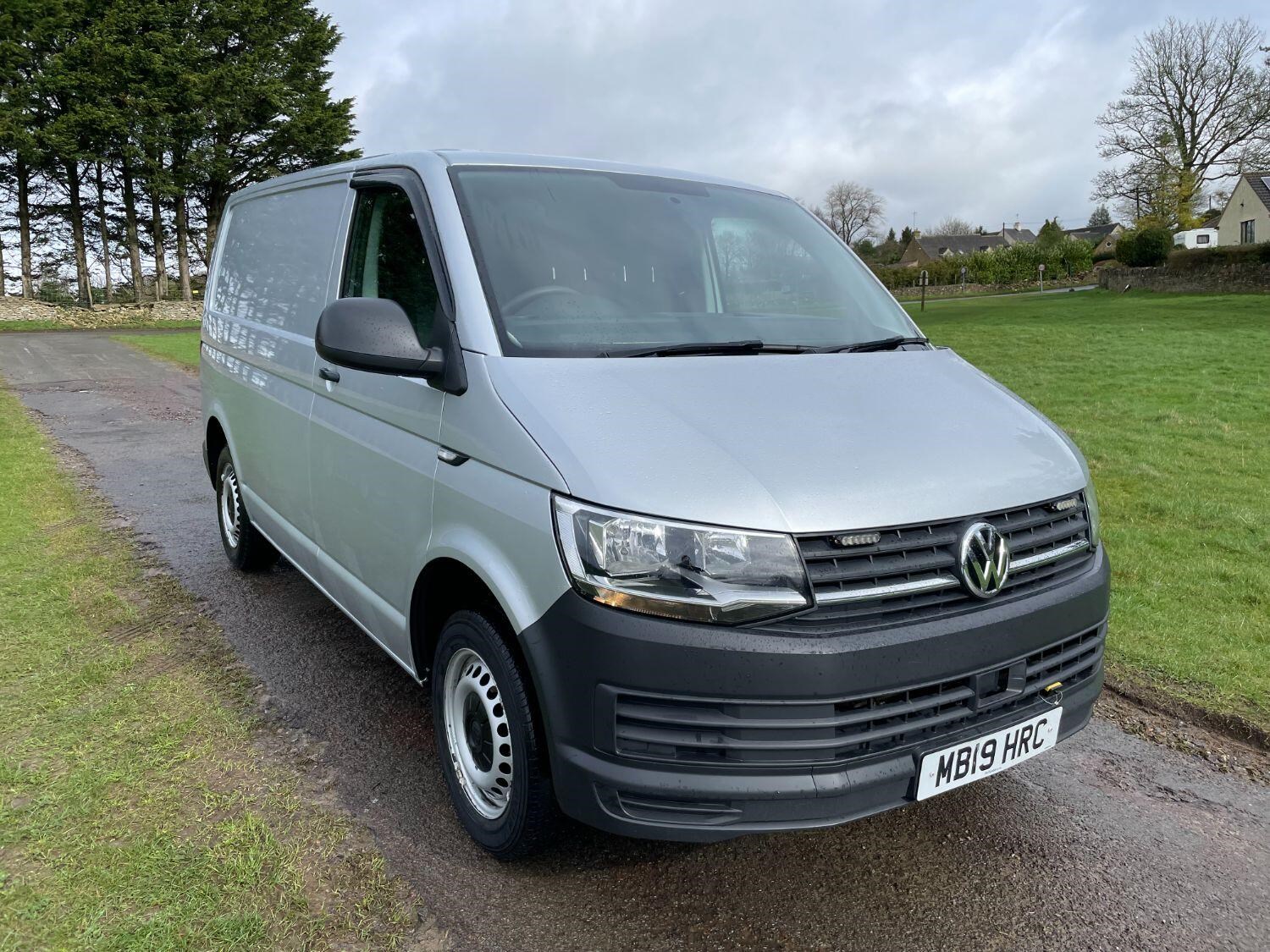 Volkswagen Transporter Listing Image