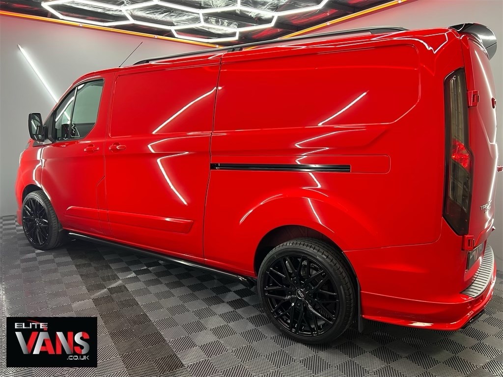 Ford Transit Custom Listing Image