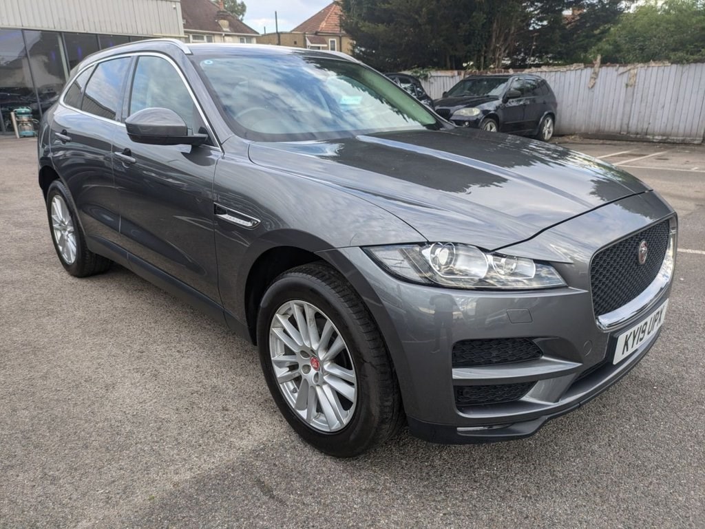 Jaguar F-PACE Listing Image