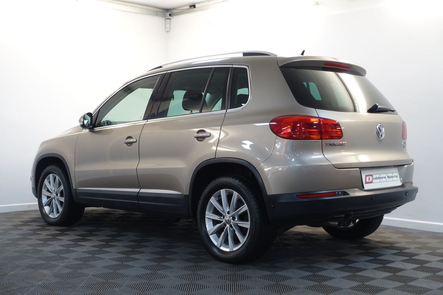 Volkswagen Tiguan Listing Image