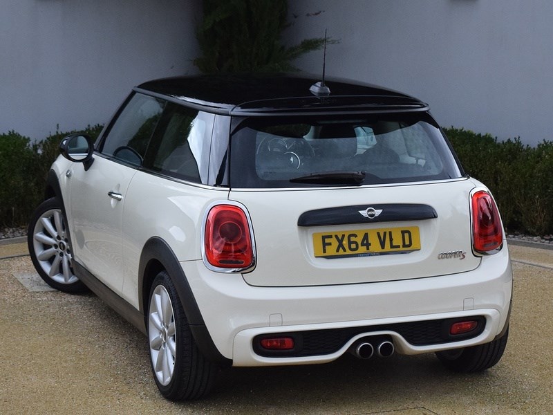 MINI Hatch Listing Image