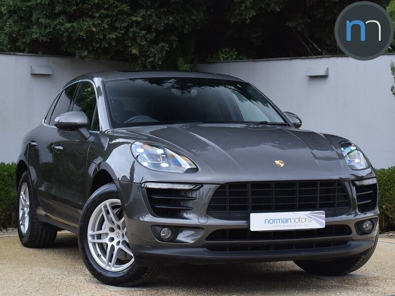 Porsche Macan Listing Image