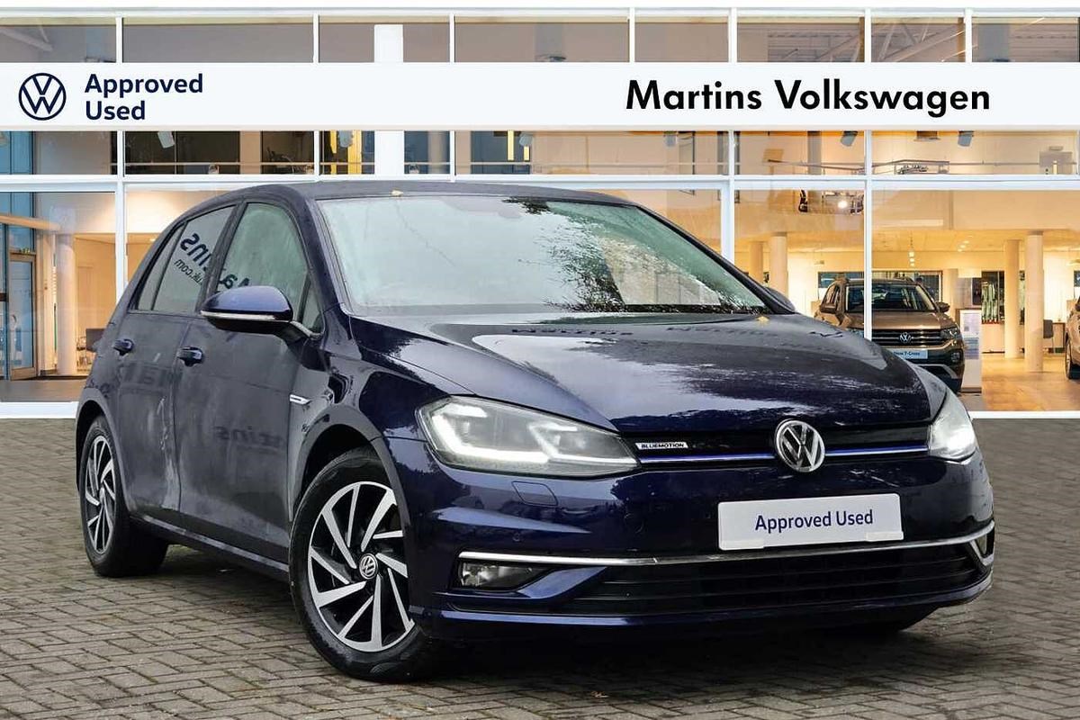 Volkswagen Golf Listing Image