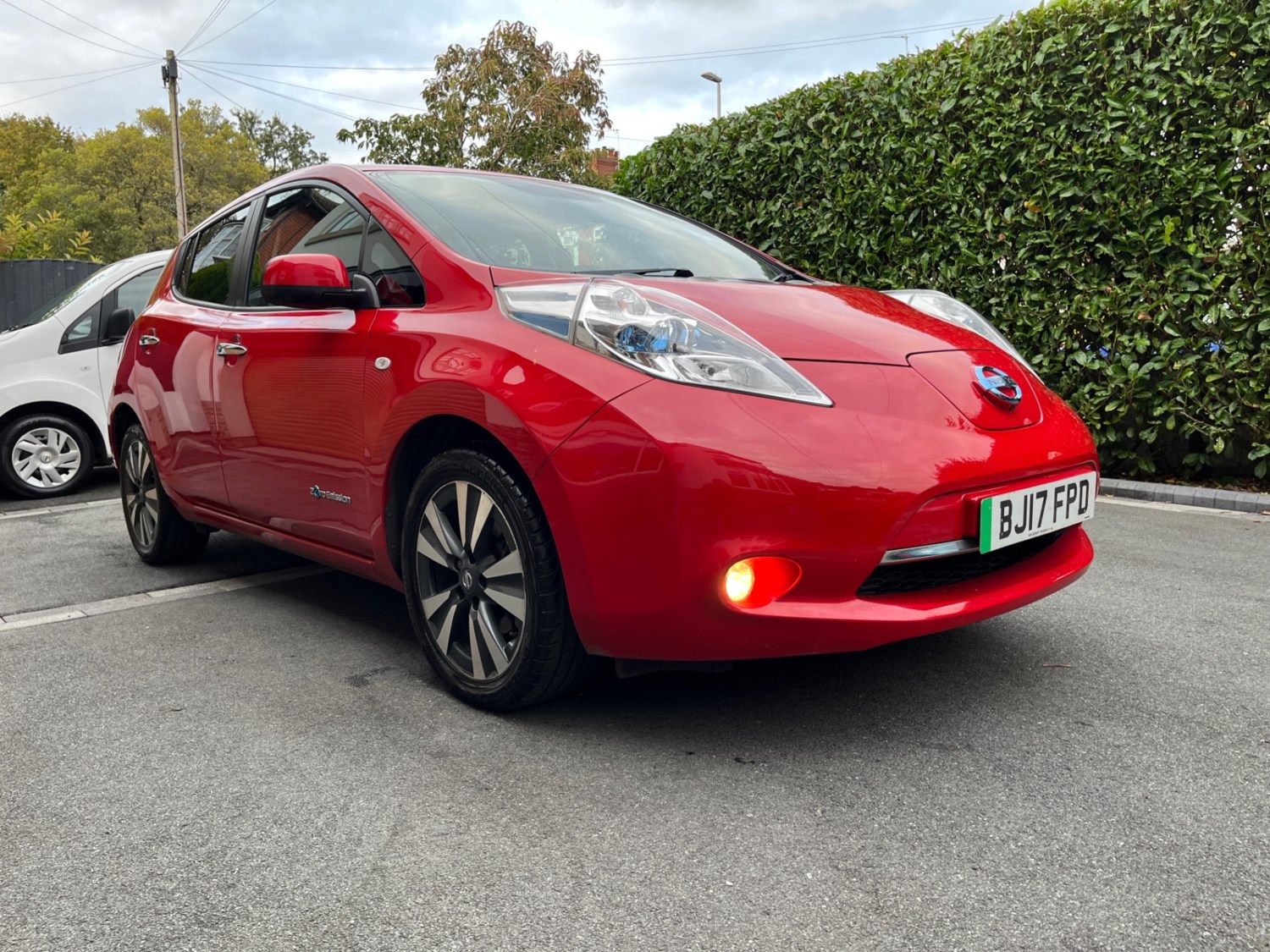 Nissan Leaf Listing Image