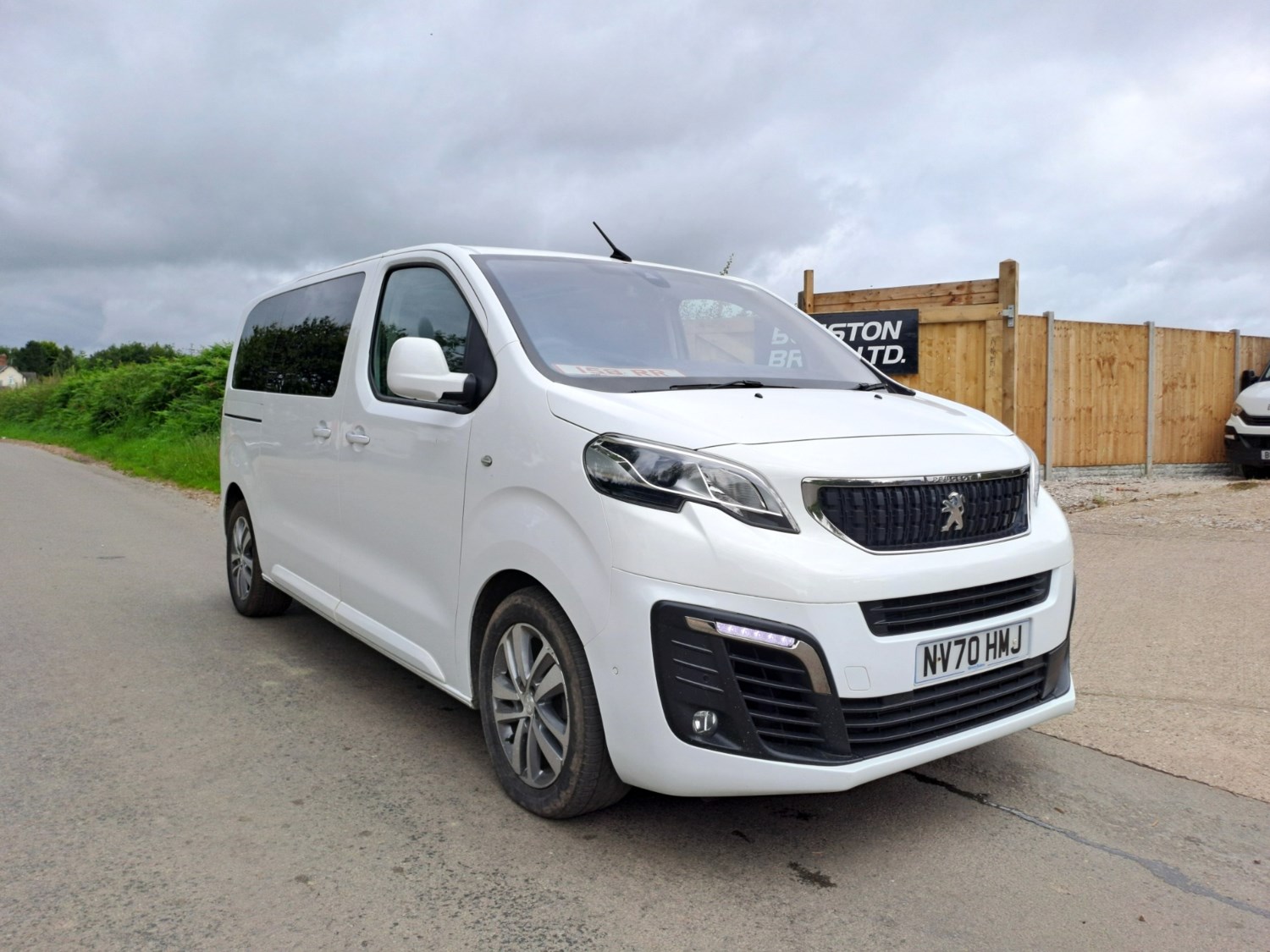 Peugeot Traveller Listing Image