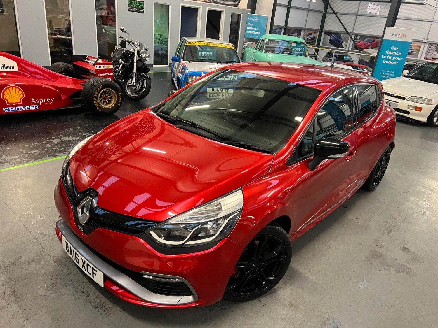 Renault Clio Listing Image