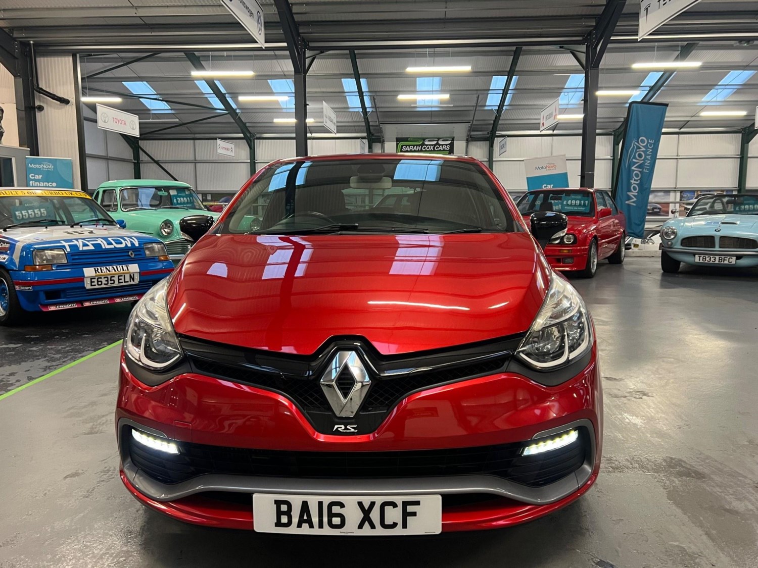 Renault Clio Listing Image