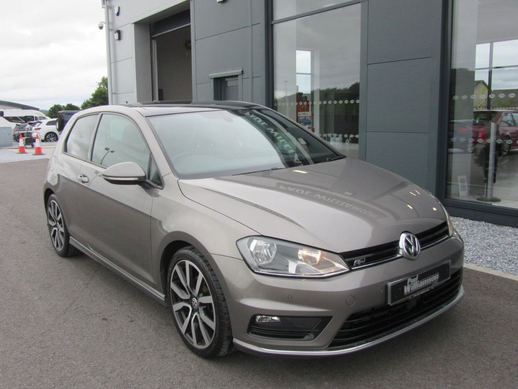 Volkswagen Golf Listing Image