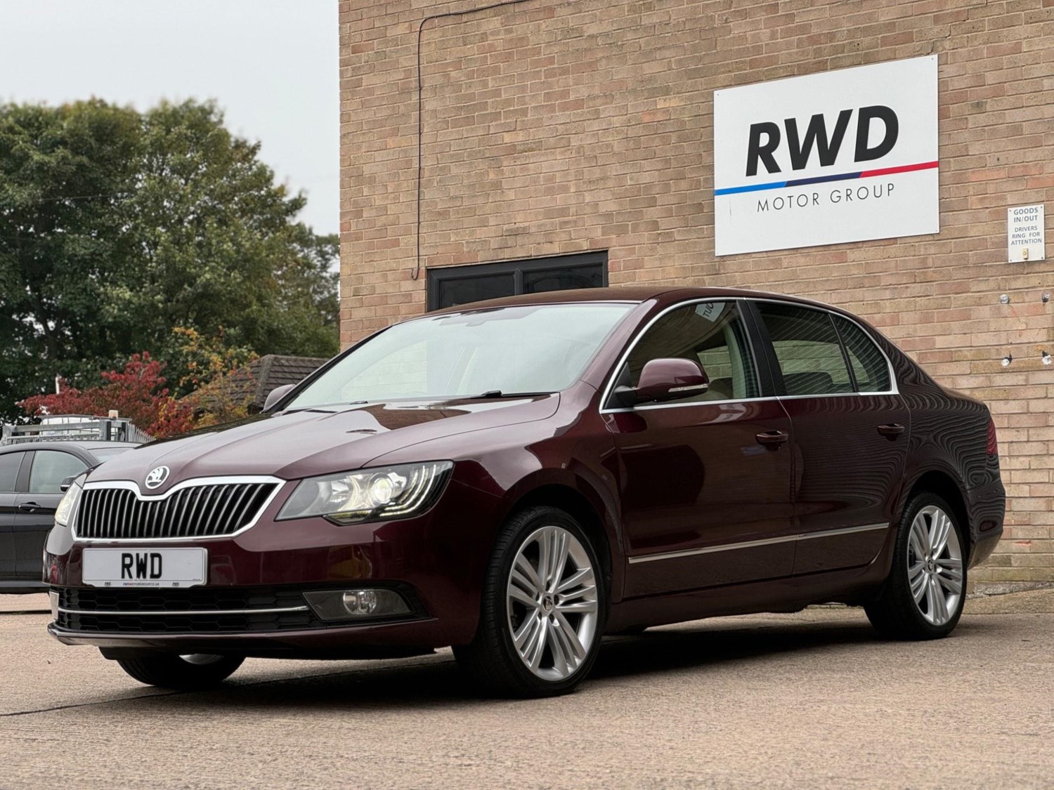 Skoda Superb Listing Image