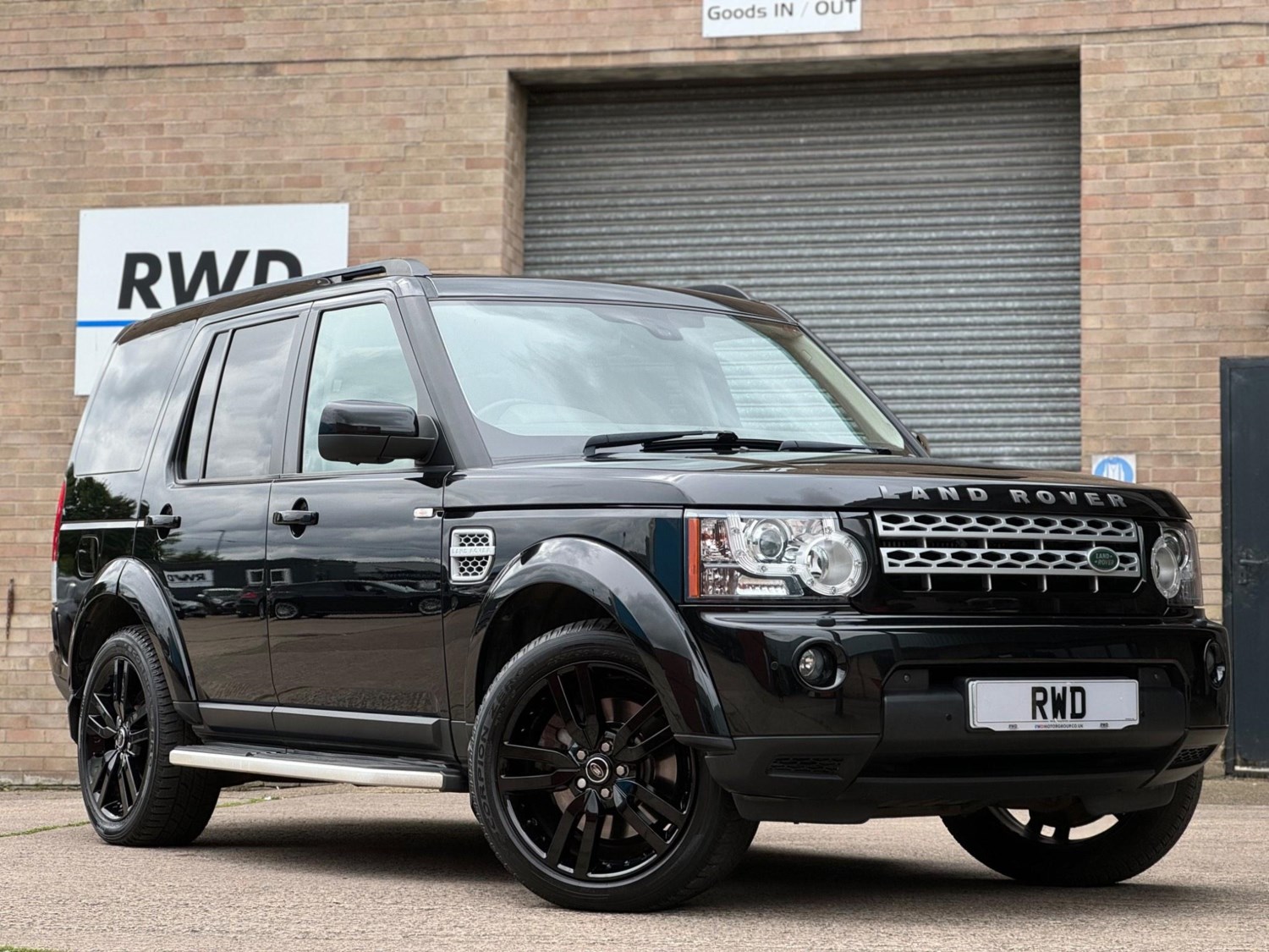 Land Rover Discovery 4 Listing Image