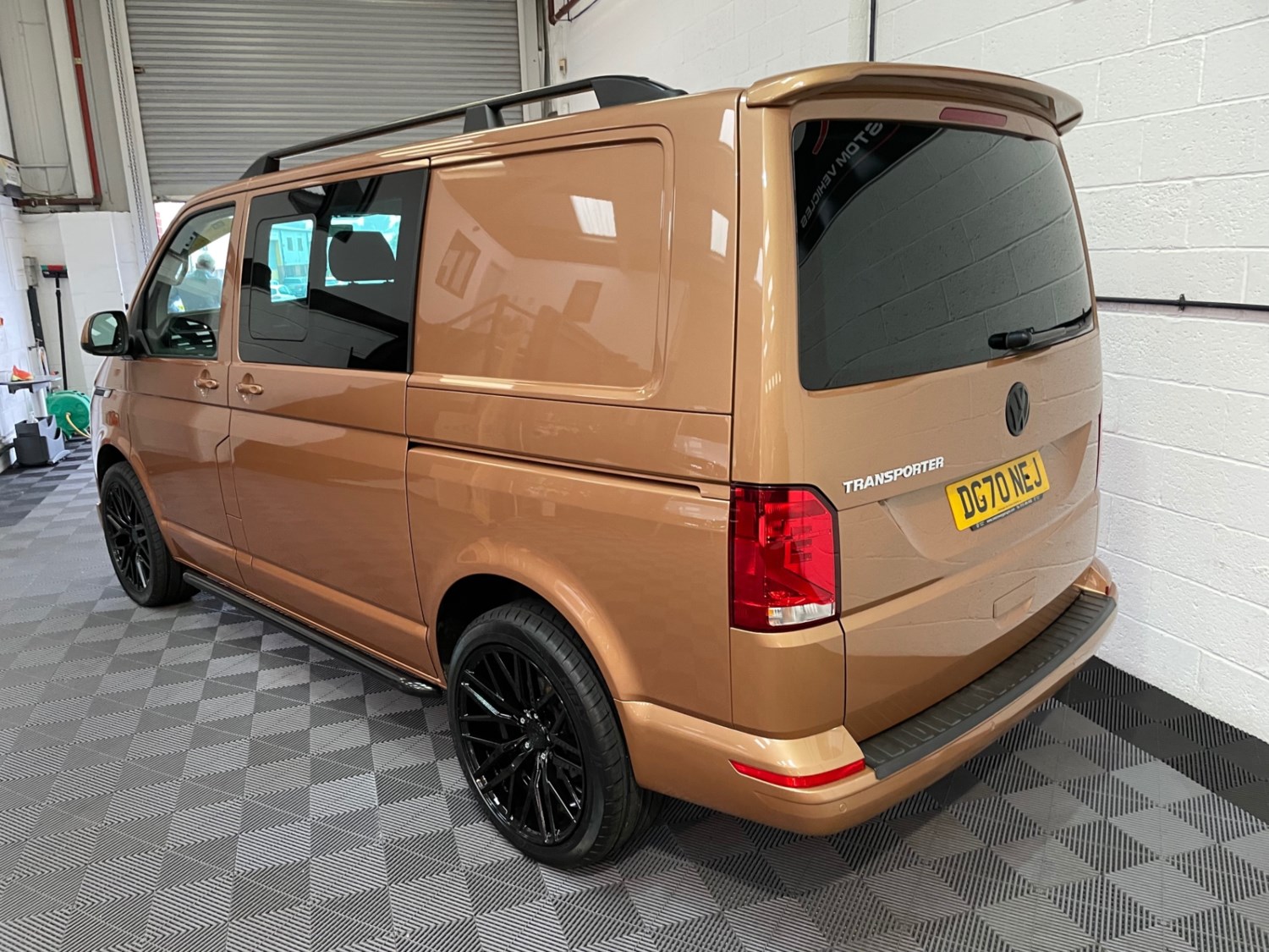 Volkswagen Transporter Listing Image