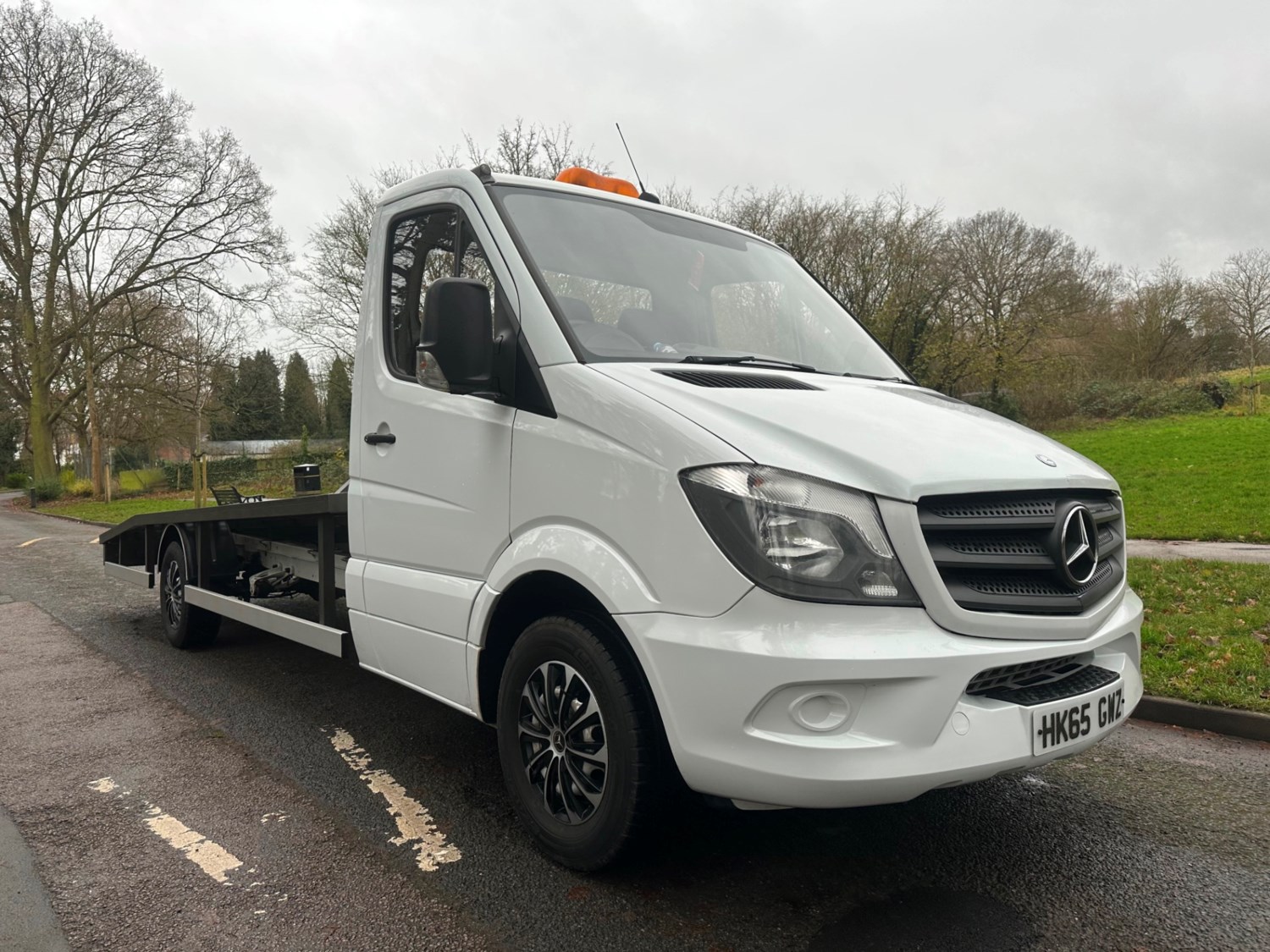 Mercedes-Benz Sprinter Listing Image