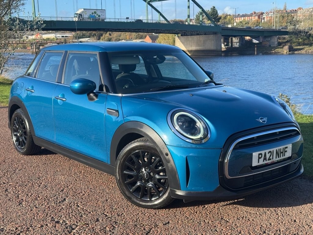 MINI Hatch Listing Image