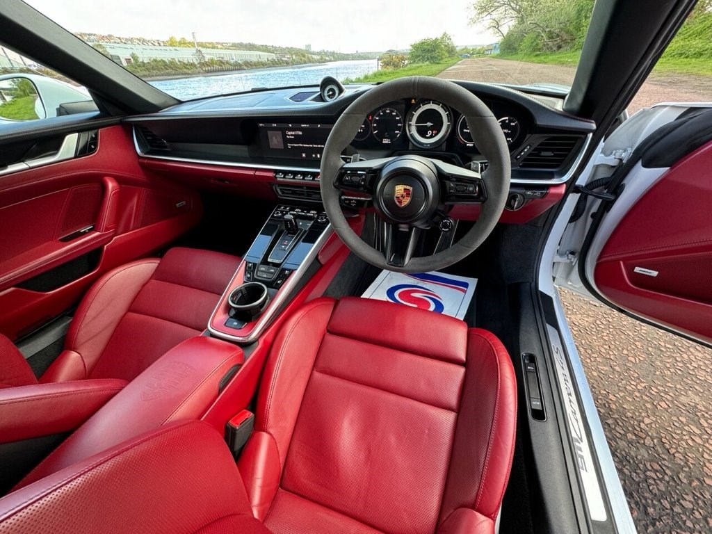 Porsche 911 Listing Image