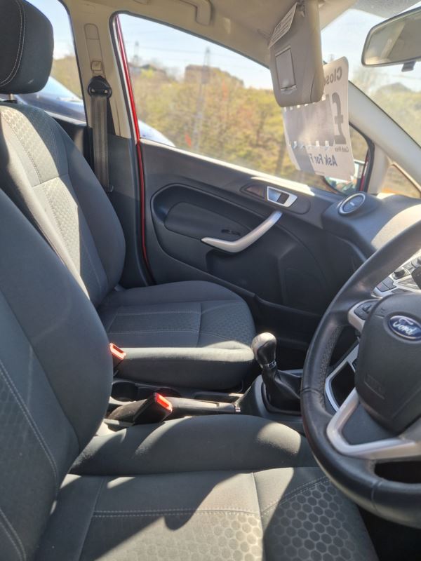 2012 (12) Ford Fiesta 1.4 Zetec 5dr ULEZ, mot 6/6/25 For Sale In Edinburgh, Mid Lothian