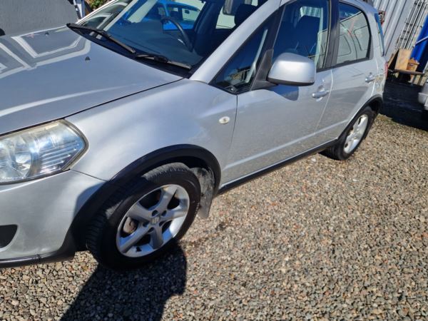 2008 (58) Suzuki SX4 1.6 GLX 5dr Ulez, Mot August, 12 stamp service history. For Sale In Edinburgh, Mid Lothian