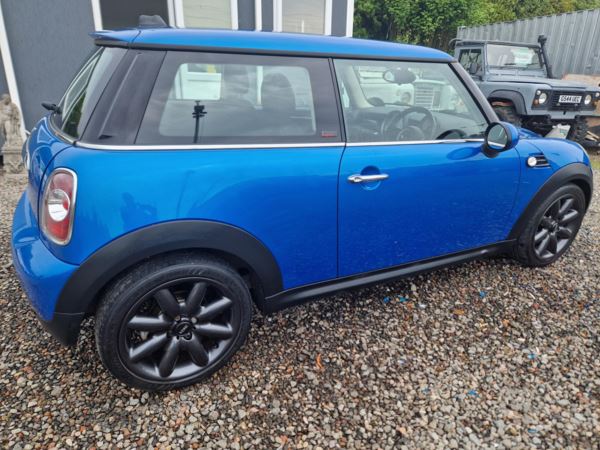2011 (11) MINI HATCHBACK 1.6 One Pimlico 3dr MOT AUG 24 Nice alloys. For Sale In Edinburgh, Mid Lothian