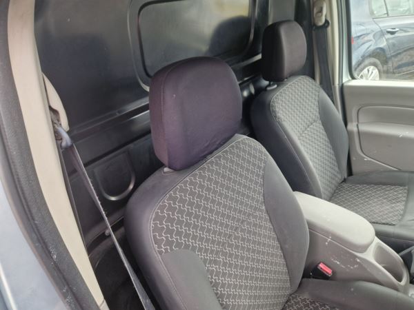 2011 (60) Renault Kangoo LL21dCi 85+ Van Twin side doors, roller roof rack, 1 years Mot For Sale In Edinburgh, Mid Lothian