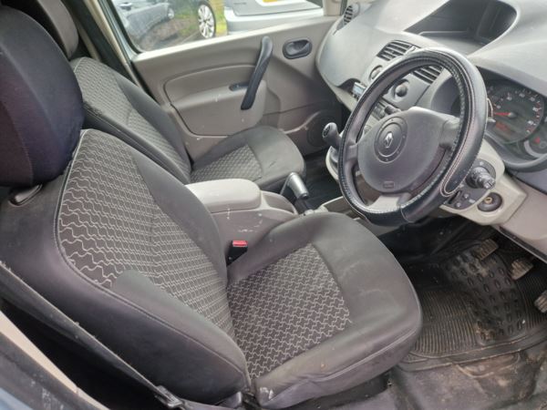 2011 (60) Renault Kangoo LL21dCi 85+ Van Twin side doors, roller roof rack, 1 years Mot For Sale In Edinburgh, Mid Lothian
