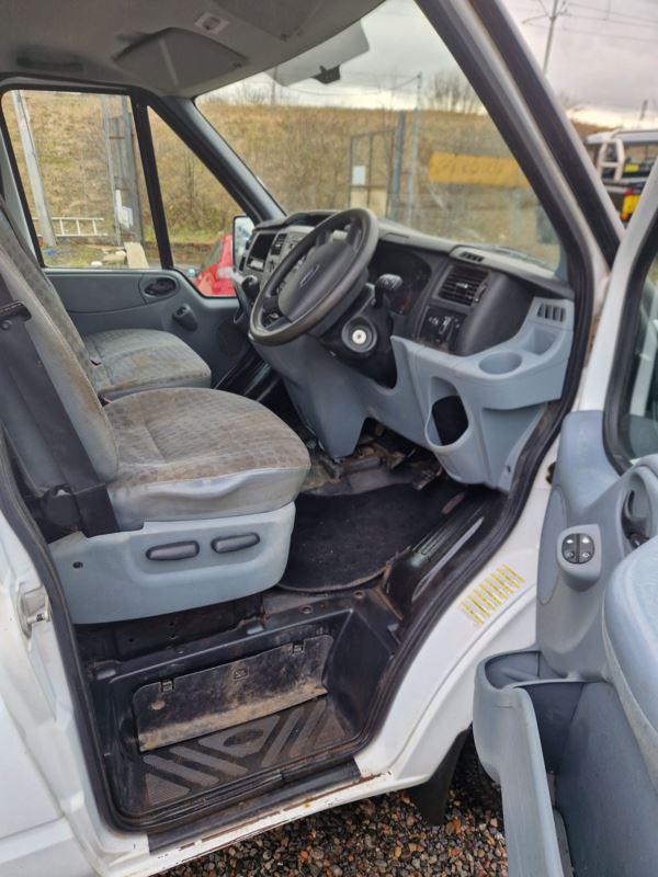 2013 (63) Ford Transit Low Roof Van TDCi 100ps NO VAT MOT OCTOBER 109K MILES For Sale In Edinburgh, Mid Lothian