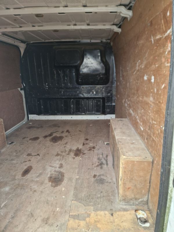 2013 (63) Ford Transit Low Roof Van TDCi 100ps NO VAT MOT OCTOBER 109K MILES For Sale In Edinburgh, Mid Lothian