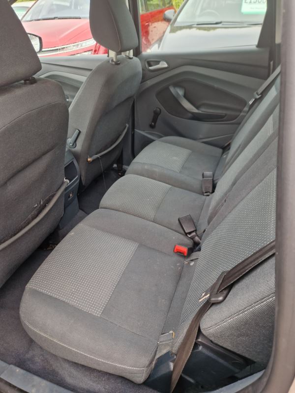 2014 (14) Ford C-Max 1.6 TDCi Zetec 5dr MOT DECEMBER 2025. For Sale In Edinburgh, Mid Lothian