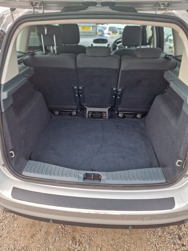 2014 (14) Ford C-Max 1.6 TDCi Zetec 5dr MOT DECEMBER 2025. For Sale In Edinburgh, Mid Lothian