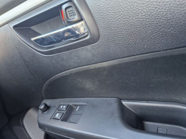 2013 (13) Suzuki Swift 1.2 SZ3 5dr For Sale In Edinburgh, Mid Lothian