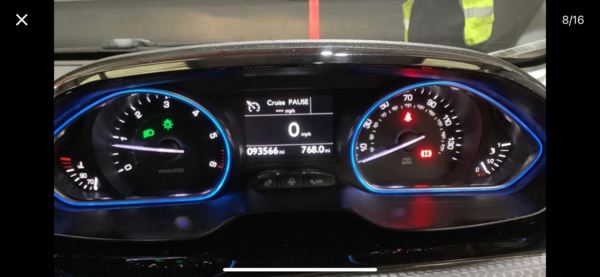 2015 (15) Peugeot 2008 1.6 e-HDi Allure 5dr start/stop Mot December For Sale In Edinburgh, Mid Lothian