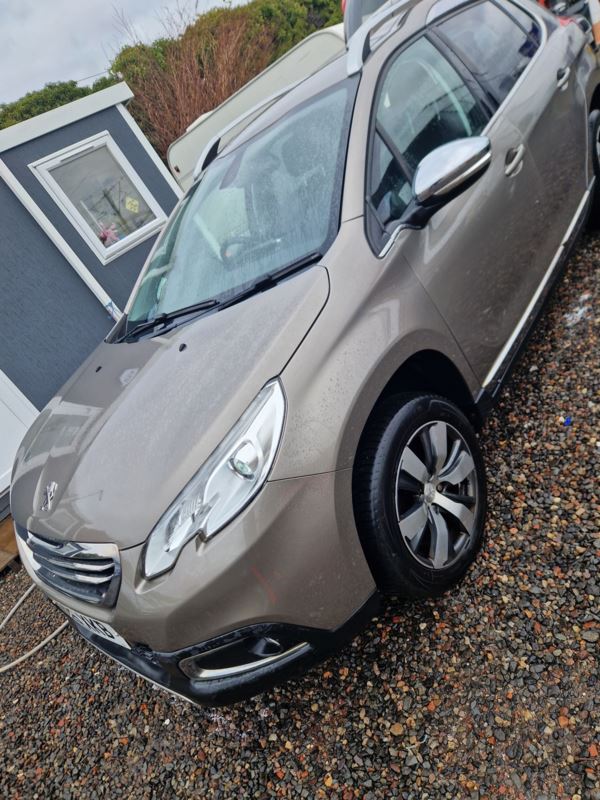 2015 (15) Peugeot 2008 1.6 e-HDi Allure 5dr start/stop Mot December For Sale In Edinburgh, Mid Lothian