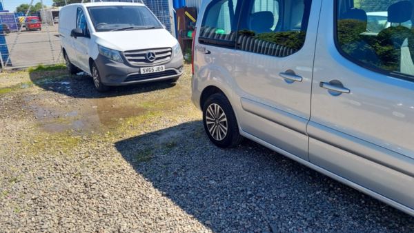 2014 Peugeot Partner Tepee 1.6 HDi 92 S 5drWheelchair accessible. Ramp. Low mileage, 2 keys. For Sale In Edinburgh, Mid Lothian