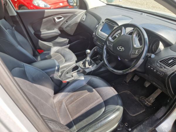 2014 (14) Hyundai Ix35 2.0 CRDi Premium 5dr [Leather]2 keys, fully loaded. For Sale In Edinburgh, Mid Lothian