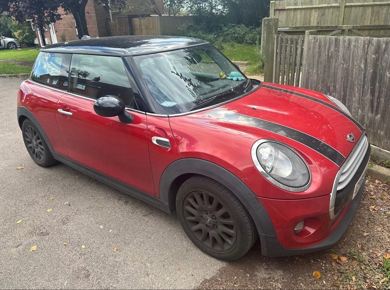 MINI Hatch Listing Image